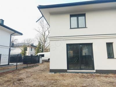 Dom na sprzedaż Józefów